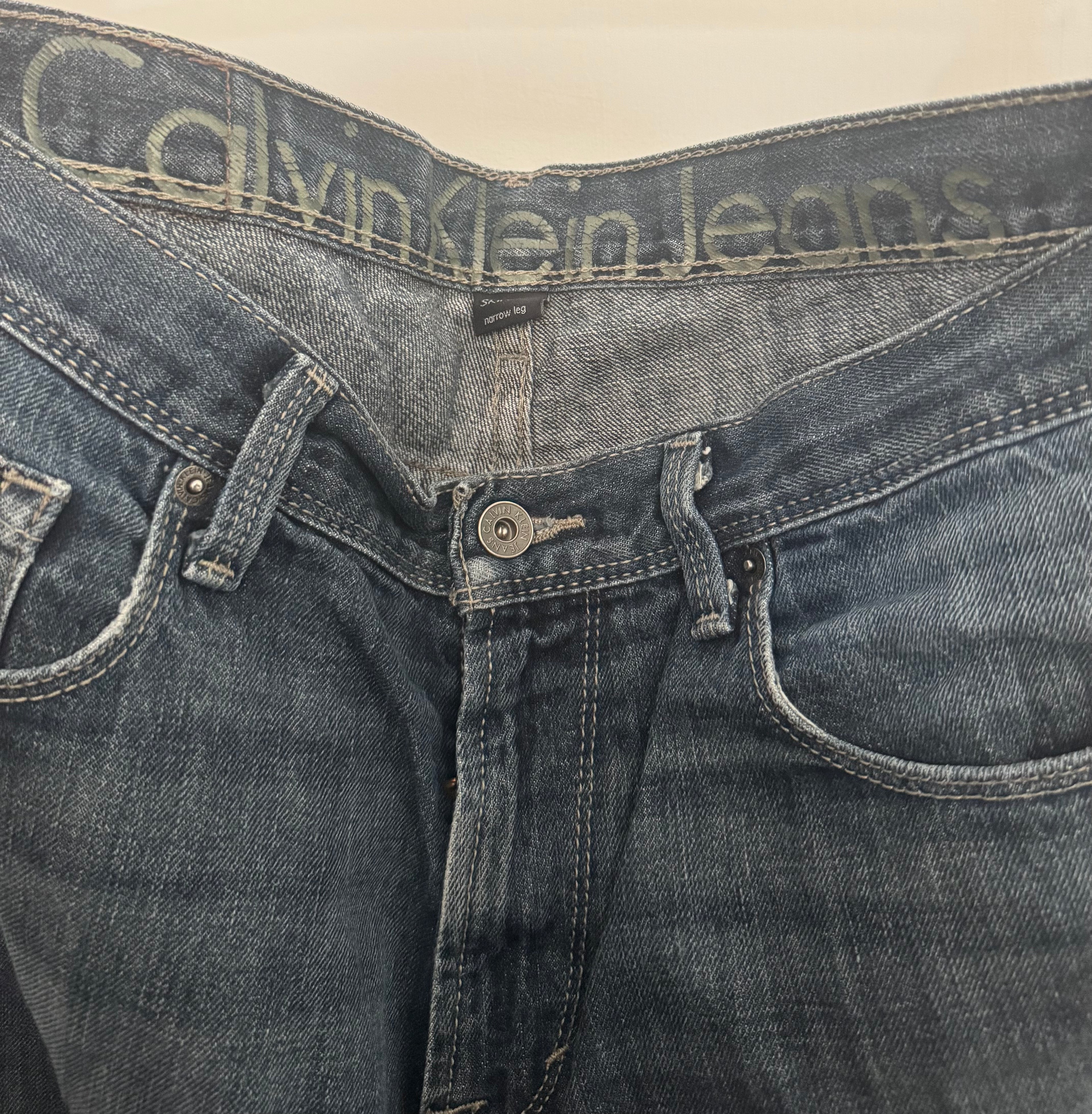 CALVIN KLEIN - JEANS