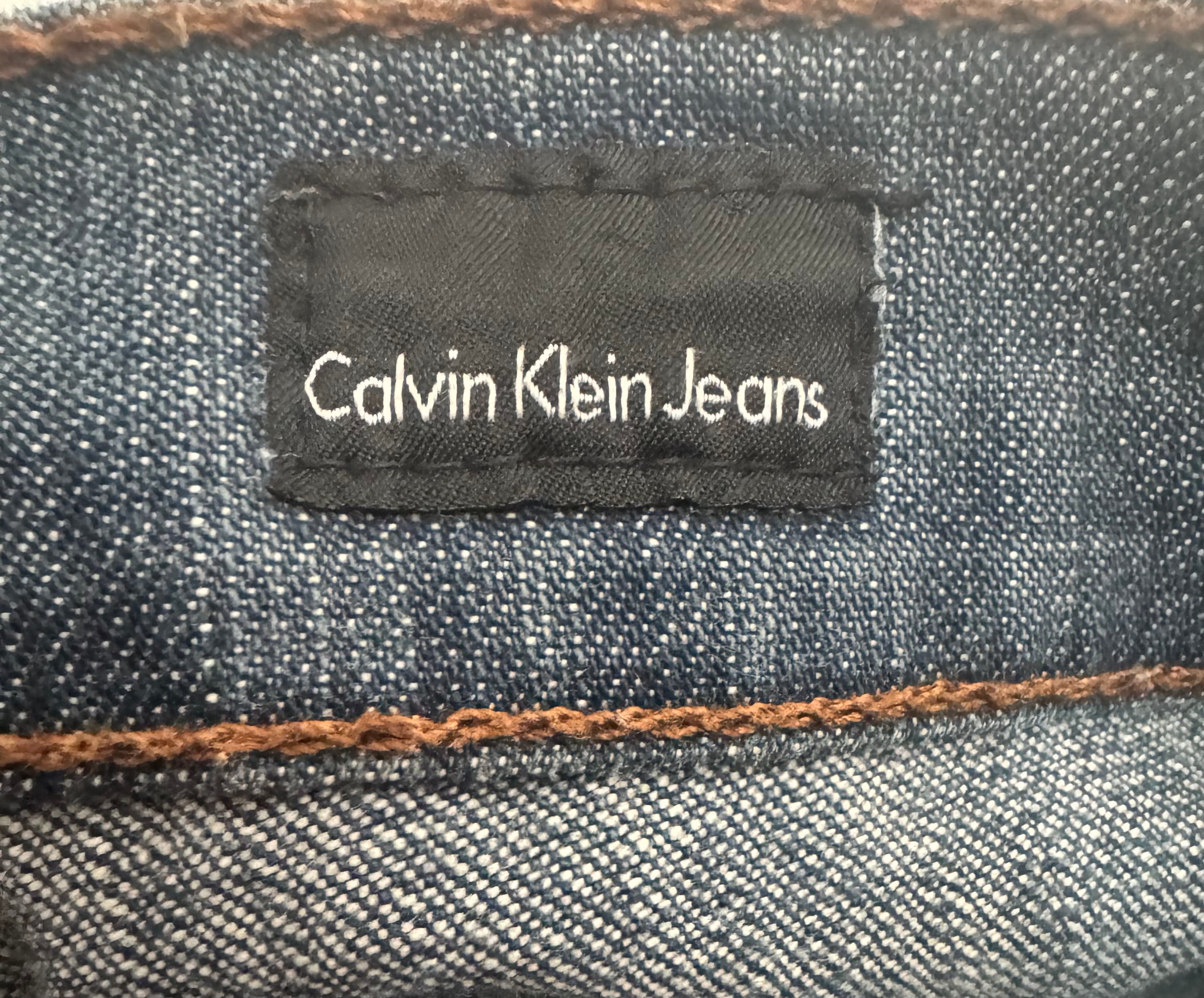 CALVIN KLEIN - JEANS