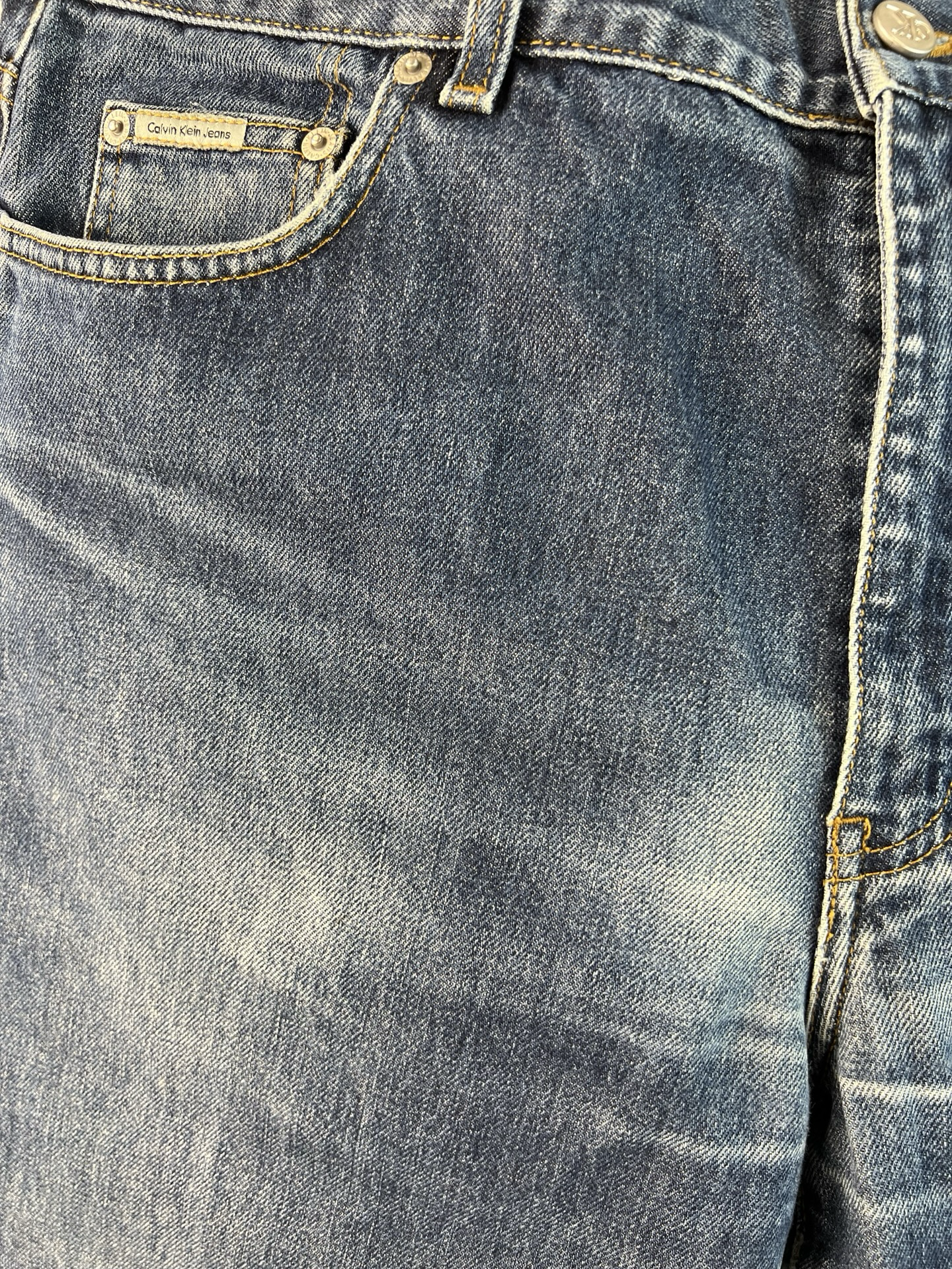 CALVIN KLEIN - JEANS