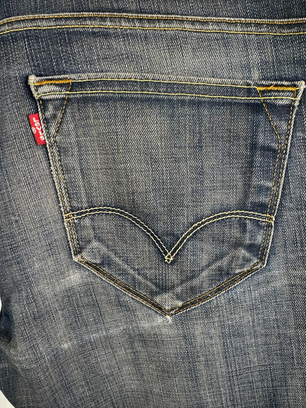 LEVI'S - JEANS IN DENIM BLU MEDIO (Cod. 8785)