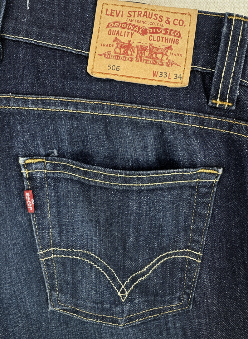 LEVI'S - JEANS IN DENIM BLU SCURO (Cod. 8105)